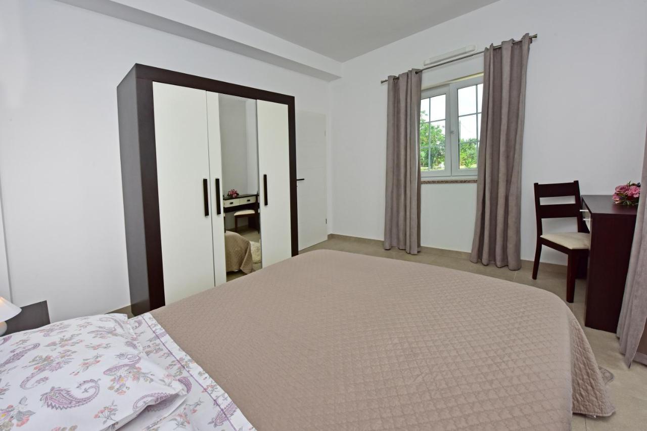 Apartman Melita Πόρετς Εξωτερικό φωτογραφία